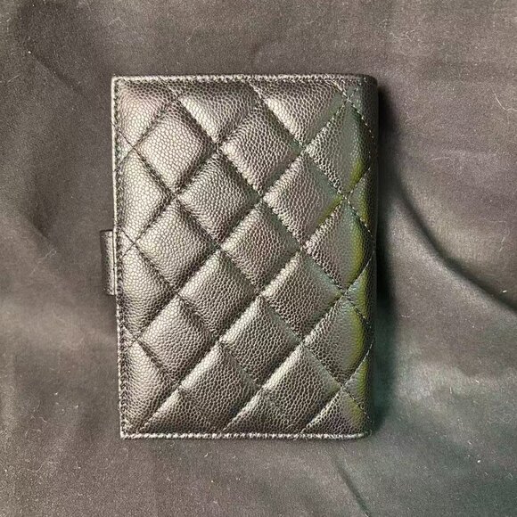Chanel Classic Quilted Caviar Leather Passport Holder — Black with Gold CC - Picture 3 of 15